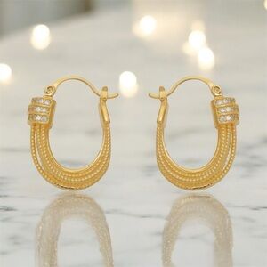 1Pair Elegant Rhinestone Earrings